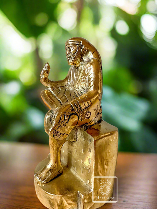 Sai Baba Statue, Saibaba sitting on Asana - The Golden Heritage #