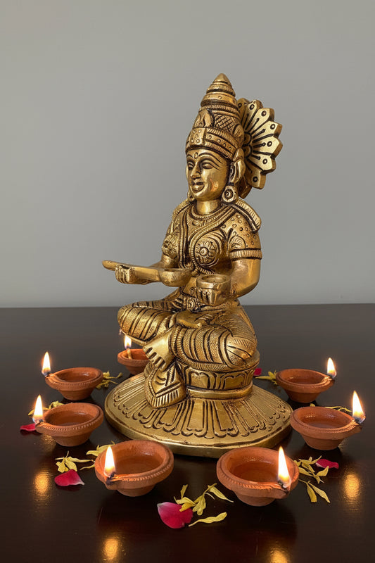 Auspicious Annapurna idol - Indian Goddess Annapurna