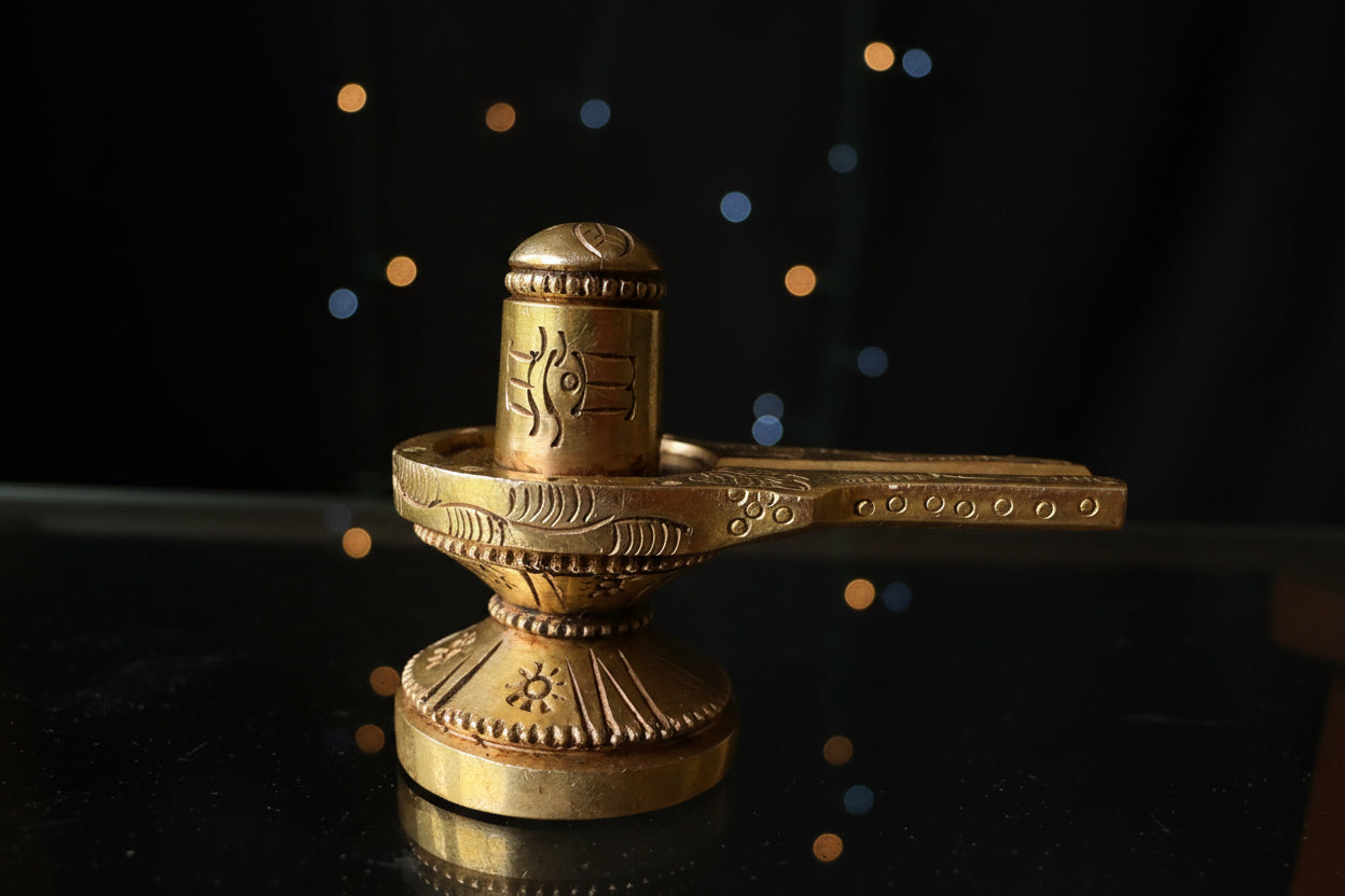 Brass Shiva Lingam, Shivling
