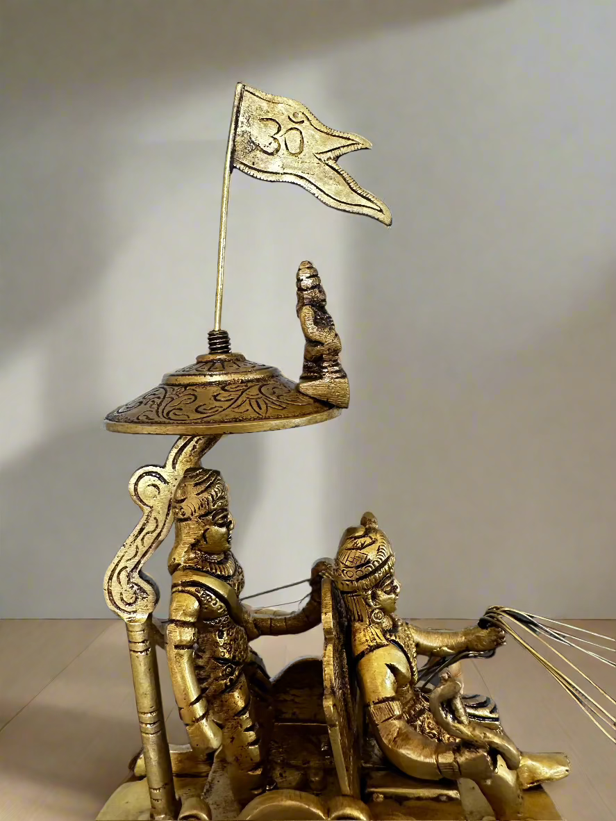 Krishna Arjuna chariot with horses hkhdivy9 79ww
