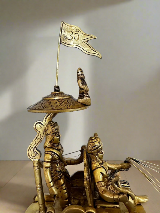 Krishna Arjuna chariot with horses hkhdivy9 79ww