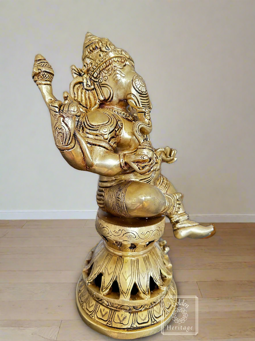Sitting Ganesha in Kamalasana