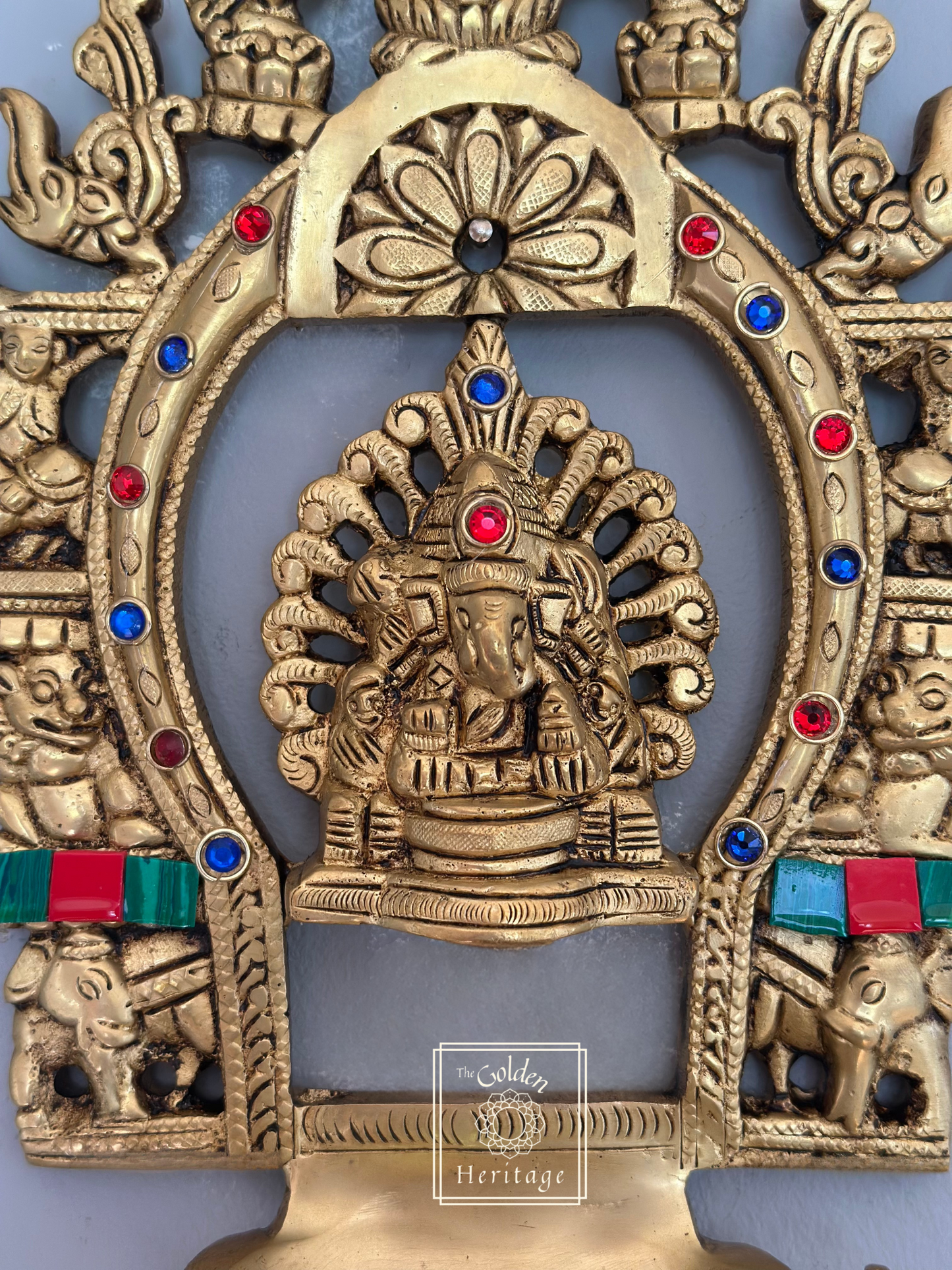 Sukhasana Siddivinayak Stone Ganapati with  Prabhavali