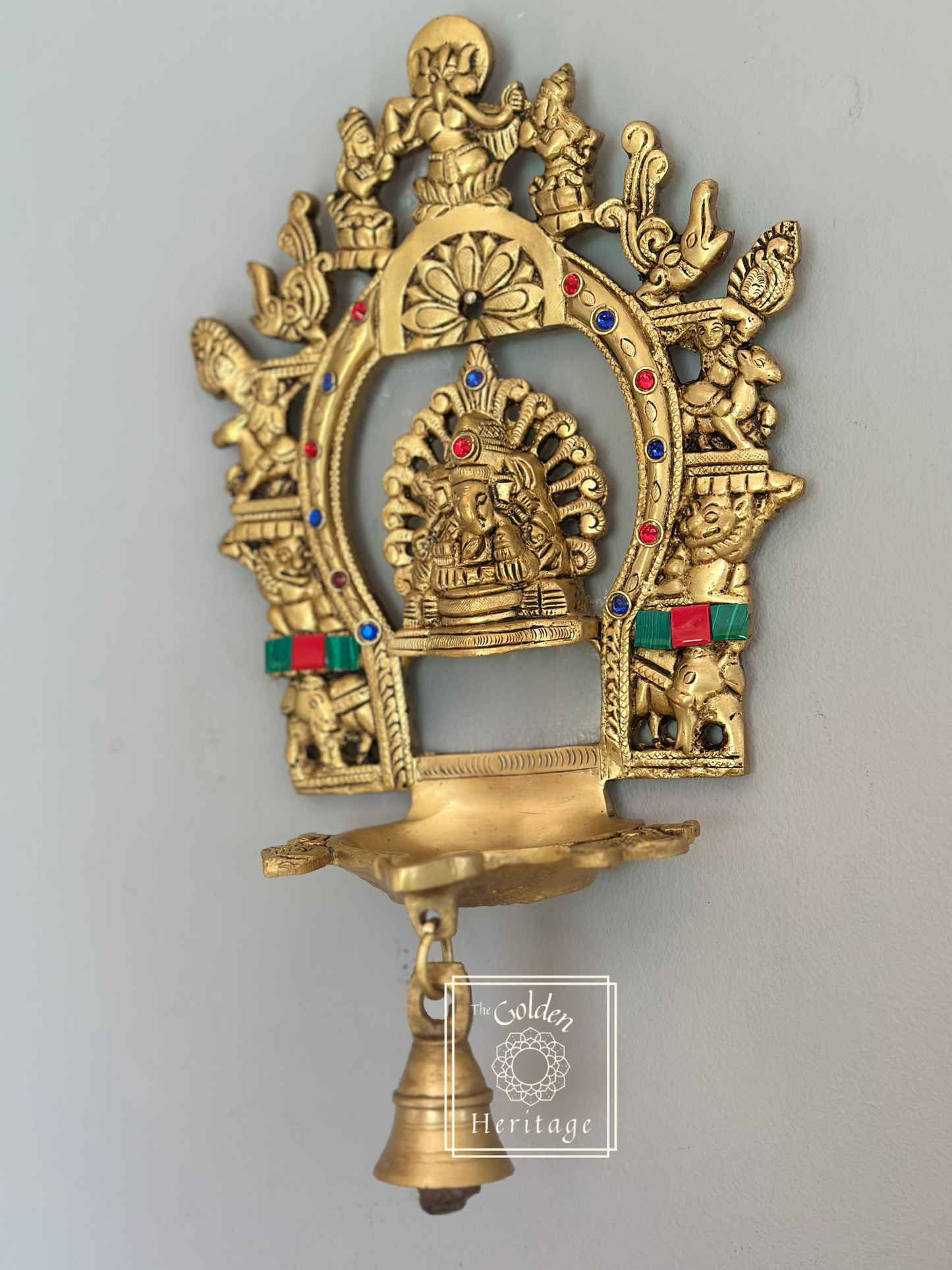 Sukhasana Siddivinayak Stone Ganapati with  Prabhavali
