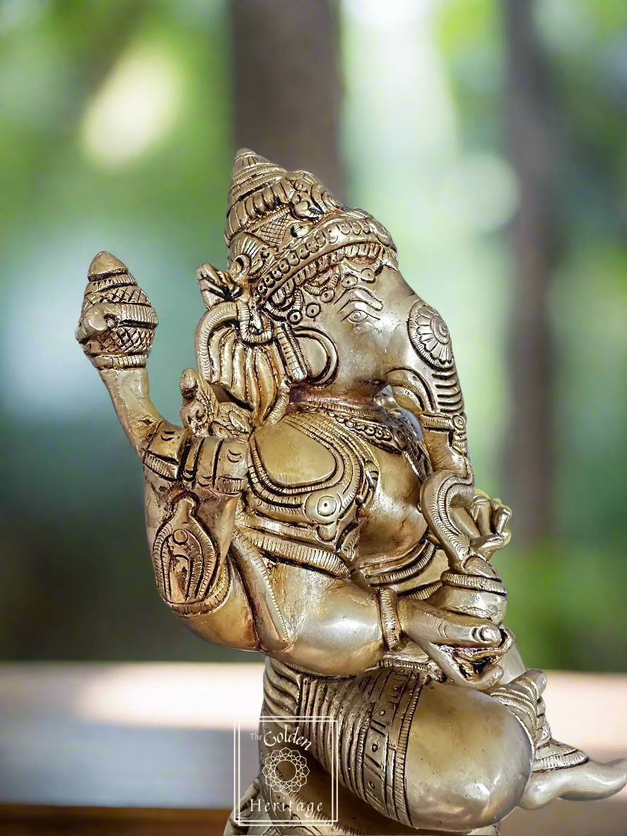 Sitting Ganesha in Kamalasana
